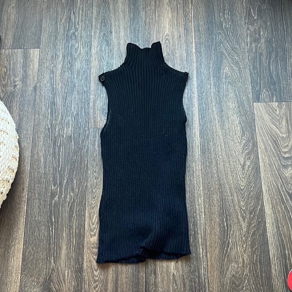 Storets Sleeveless Sweater